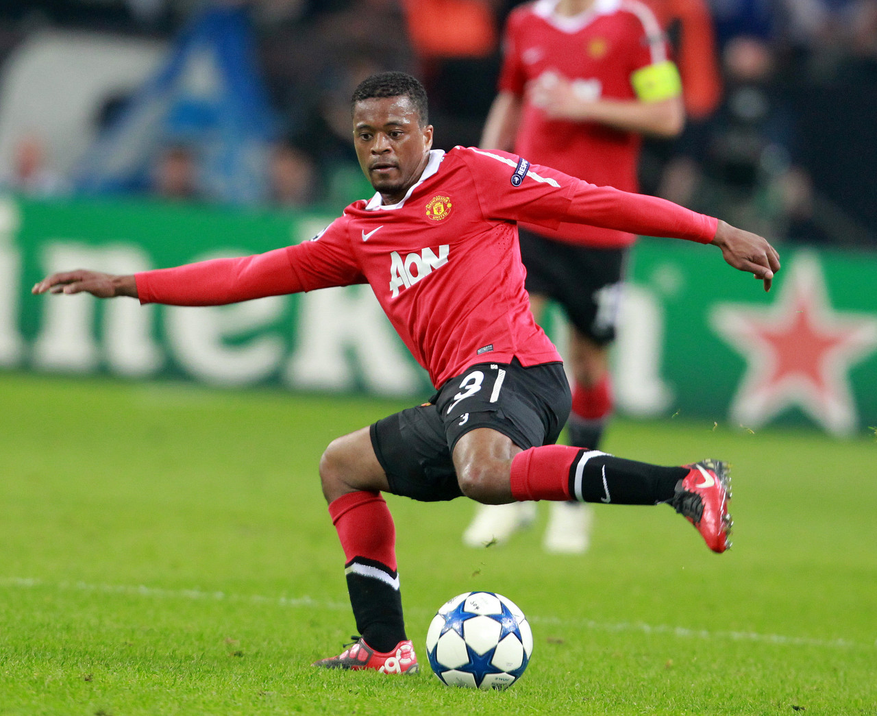 正式确定！曾凡博加盟篮网队，NBA中国赛上演首秀.