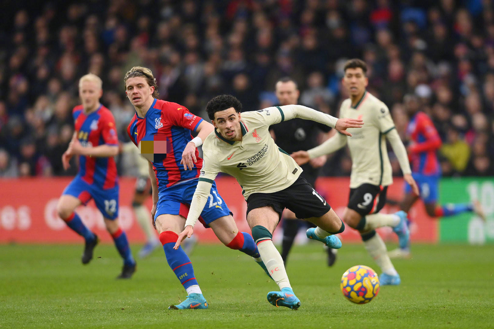 德甲球队本赛季表现盘点 德国足球新趋势与未来展望